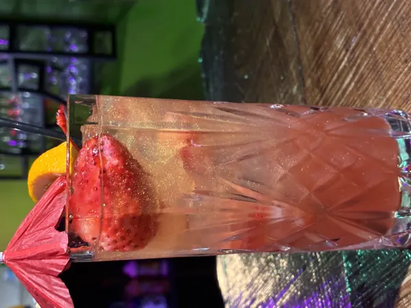 Zero-proof cocktails on the bar